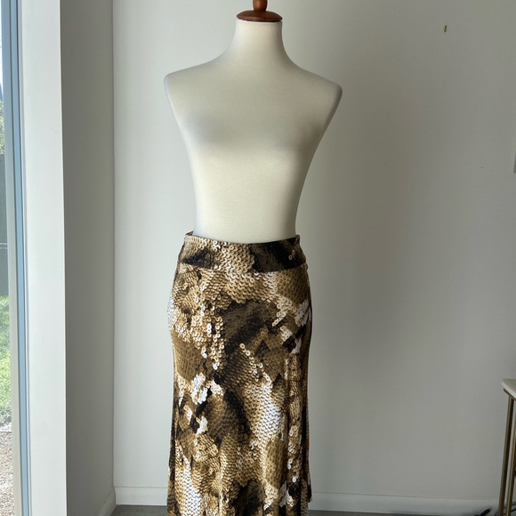 2 piece cool, unique & special Yigal Azrouel snake/sequin print skirt & top. - Picture 4 of 10